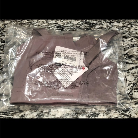 NWT Lululemon’s Composed Bra - Picture 3 of 4